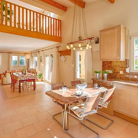 别墅 Guzman - Romero *