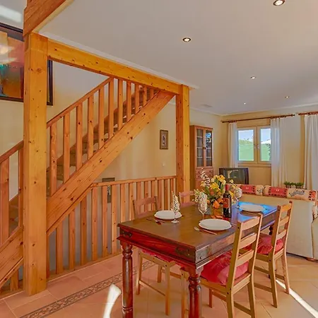 Guzman - Romero 卡尔佩